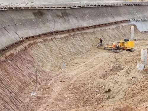 双城基坑边坡加固